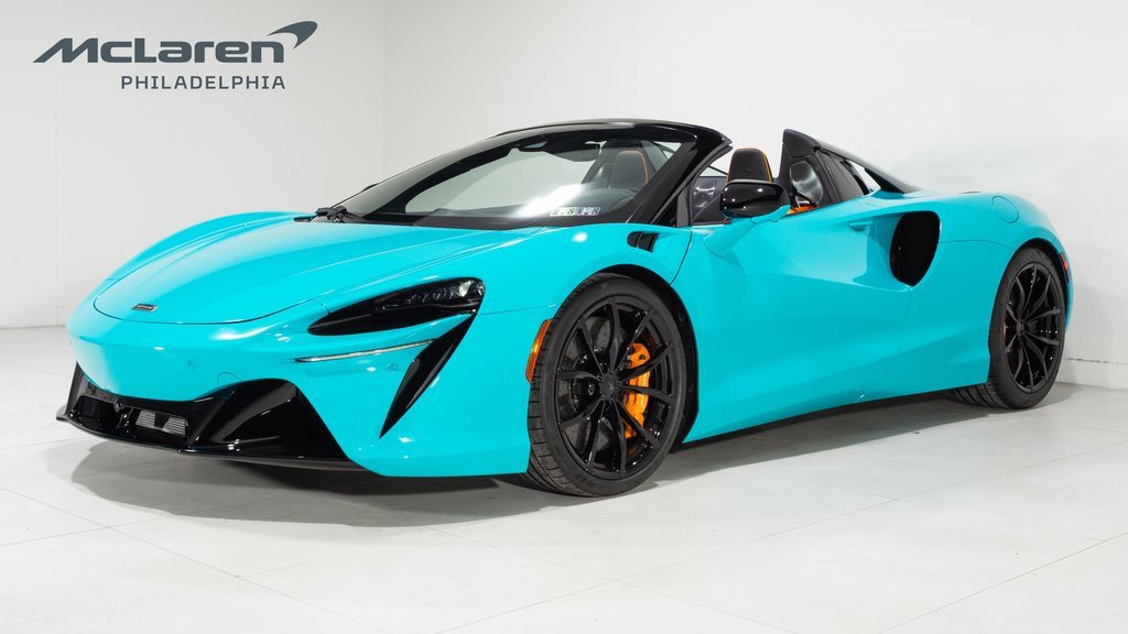New 2025 McLaren Artura Spider image 3