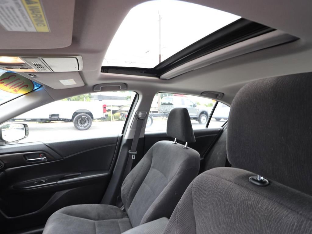 Used 2013 Honda Accord EX image 4