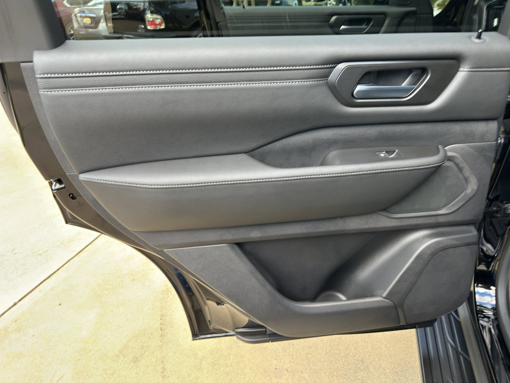 New 2026 Nissan Armada SV image 12