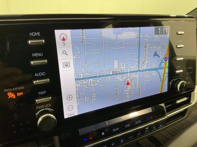 Used 2023 Toyota Sienna Platinum AWD/4WD image 12