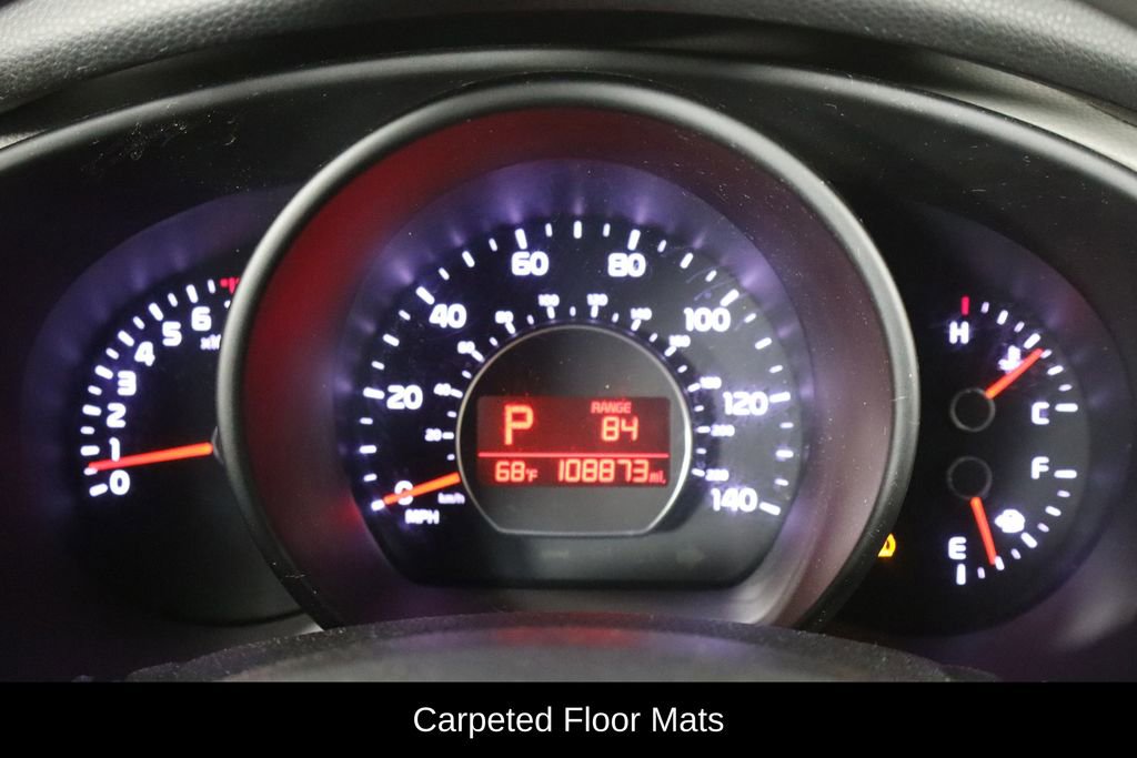 Used 2015 Kia Soul + image 10