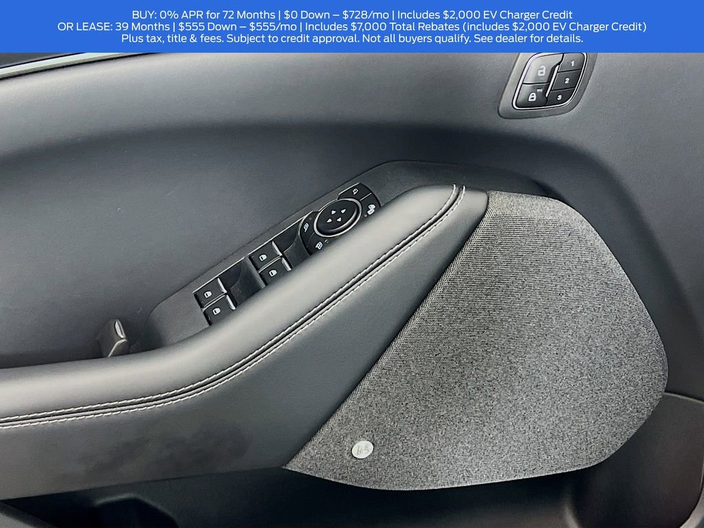 Used 2025 Ford Mustang Mach-E Premium image 20