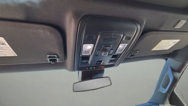 Used 2023 Chevrolet Suburban RST w/ Sport Performance Package image 28