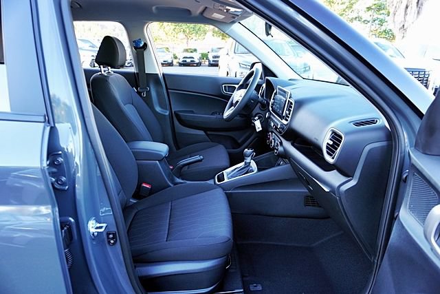 New 2026 Hyundai Venue SE FWD image 14