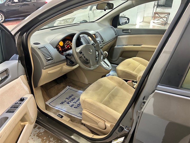 Used 2009 Nissan Sentra 2.0 S FE+ w/ Convenience Plus Pkg FWD image 11