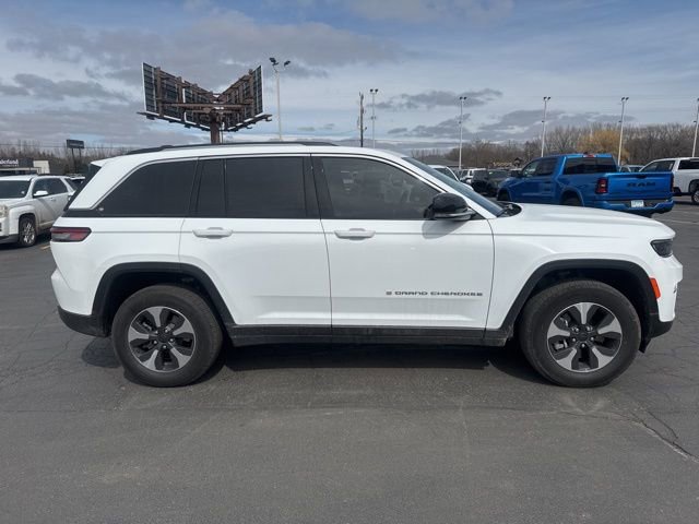 Used 2022 Jeep Grand Cherokee Limited 4xe image 12