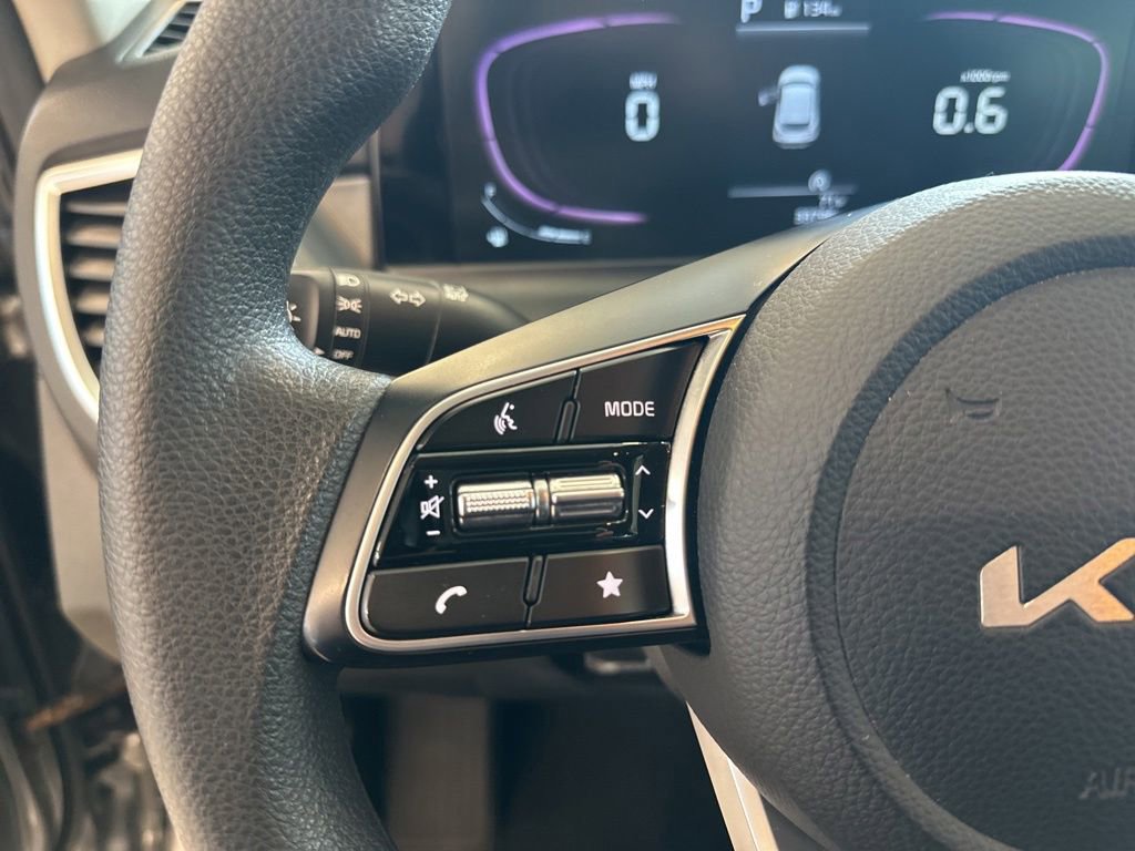 Certified 2024 Kia Seltos LX AWD/4WD image 30