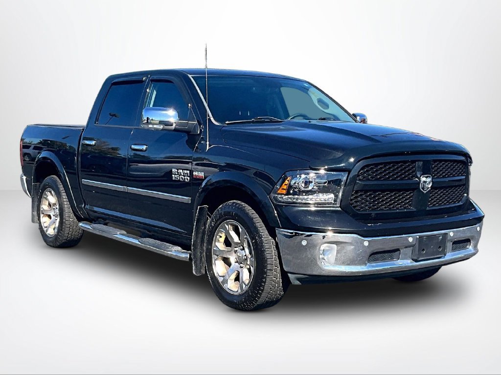 Used 2017 RAM 1500 Laramie w/ Convenience Group AWD/4WD image 11