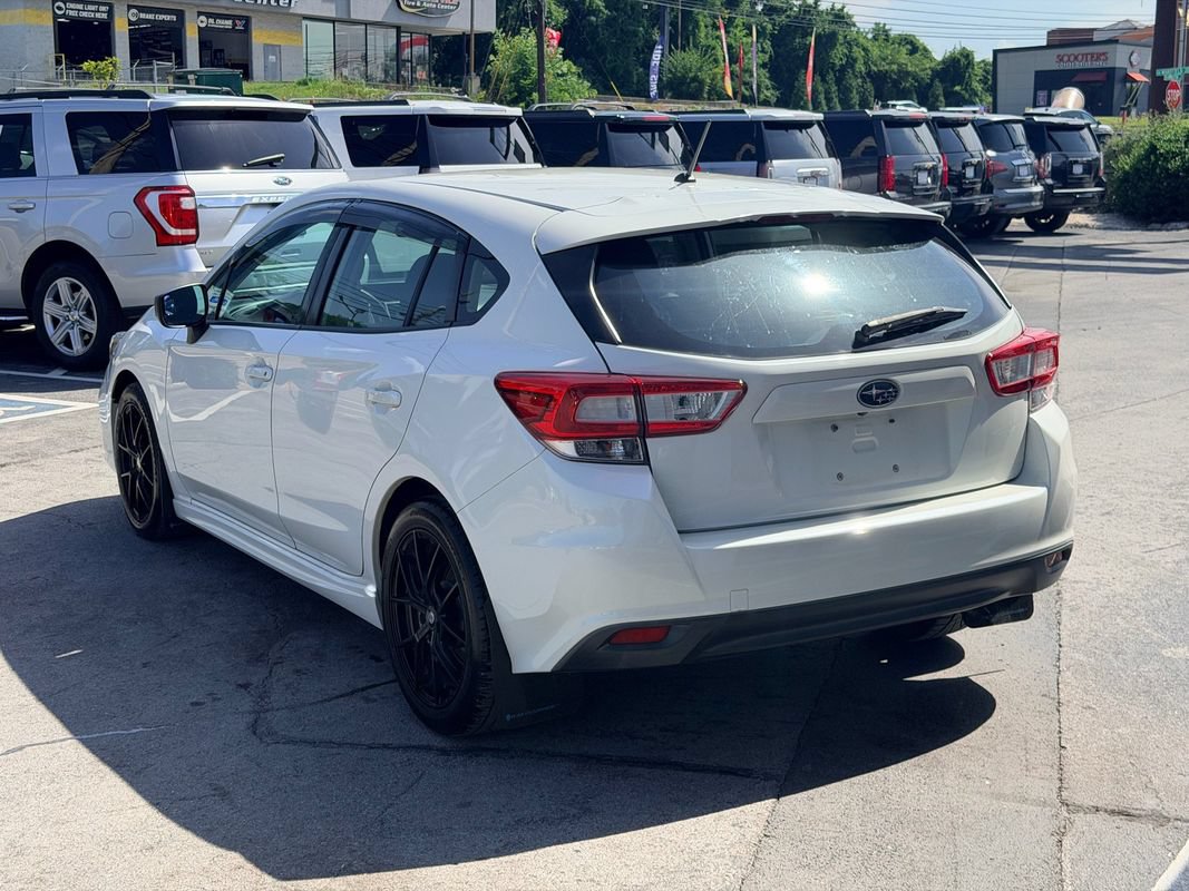 Used 2017 Subaru Impreza 2.0i AWD/4WD image 4