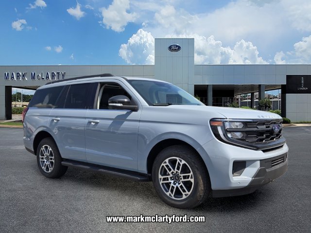 New 2026 Ford Expedition Active AWD/4WD image 5
