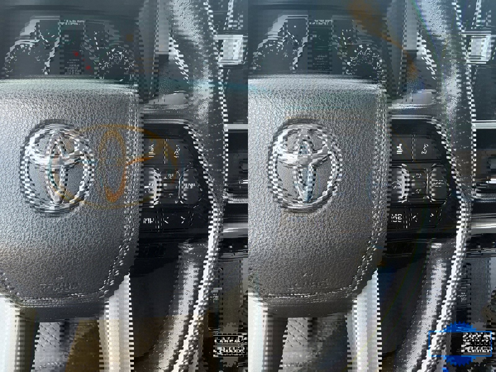 Used 2022 Toyota Tundra SR5 w/ Convenience Package image 25