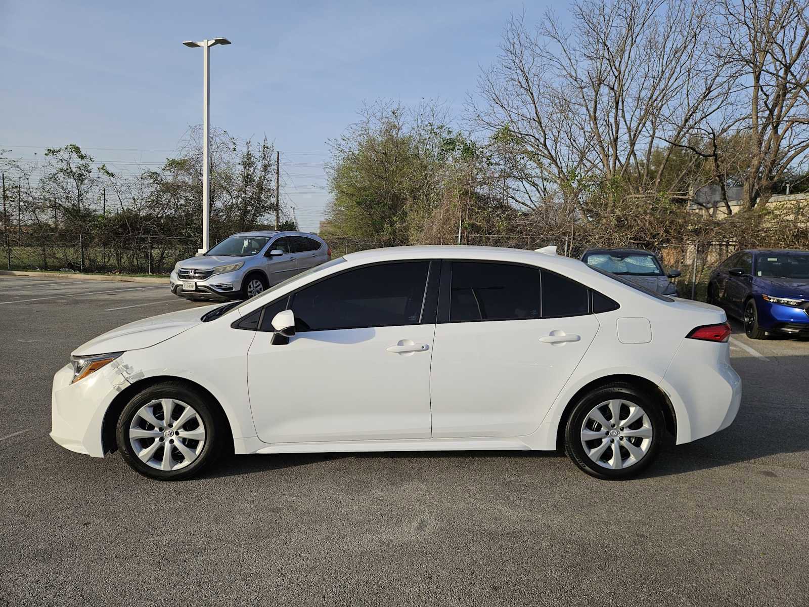 Used 2023 Toyota Corolla LE image 4