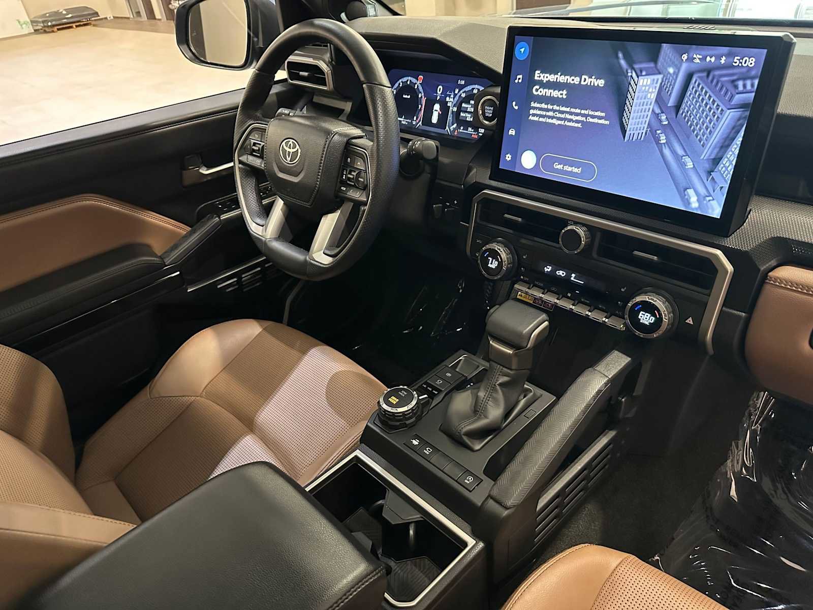 Certified 2025 Toyota 4Runner Limited AWD/4WD image 31