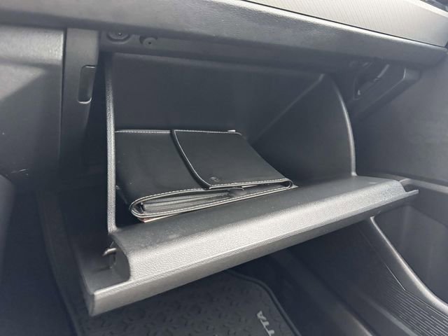 Used 2021 Volkswagen Jetta R-Line w/ R-Line Cold Weather Package image 32