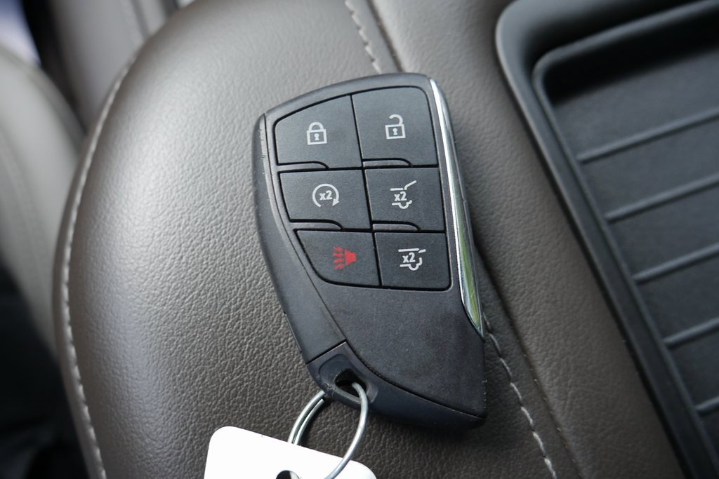 Used 2022 Chevrolet Tahoe LT w/ Luxury Package image 19