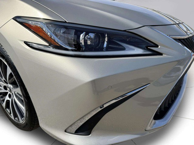 Used 2021 Lexus ES 250 w/ Premium Package image 11