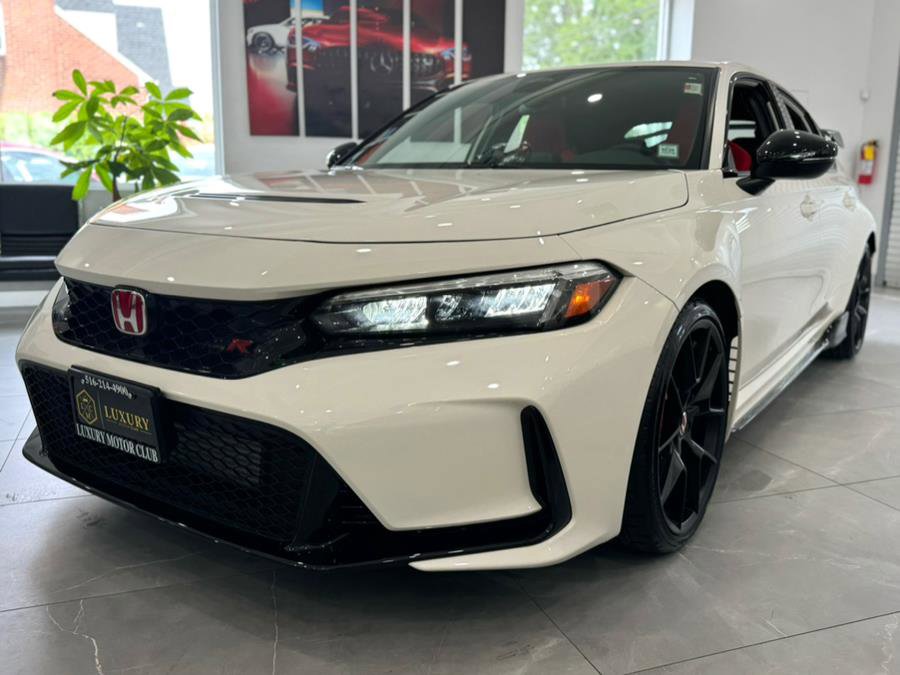 Used 2025 Honda Civic Type R image 4