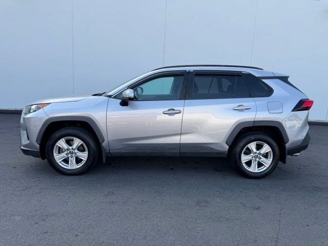 Used 2019 Toyota RAV4 LE w/ All Weather Liner Package AWD/4WD image 10