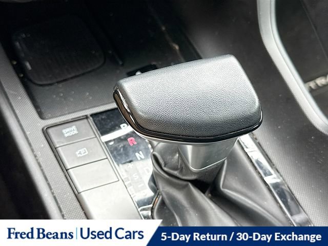 Certified 2025 Hyundai Elantra Sport FWD image 18