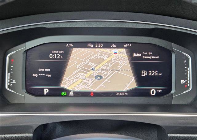 Used 2022 Volkswagen Tiguan SEL R-Line image 11