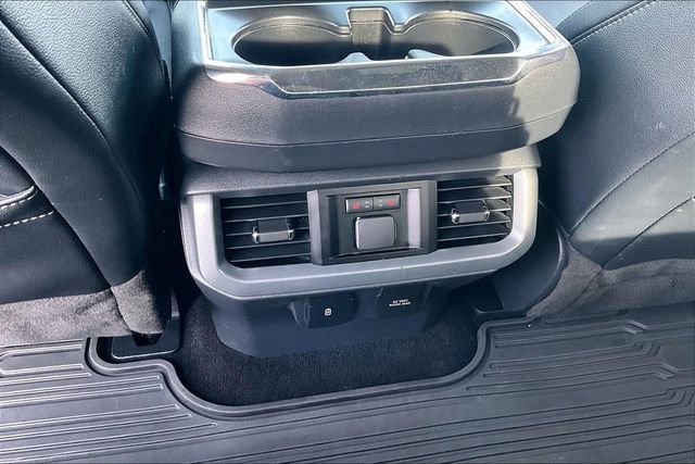 Used 2022 Ford F150 Lariat w/ Equipment Group 502A High image 23