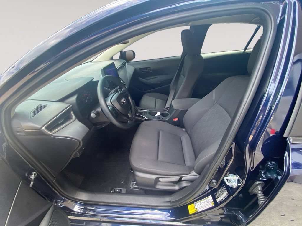 Used 2024 Toyota Corolla LE FWD image 9