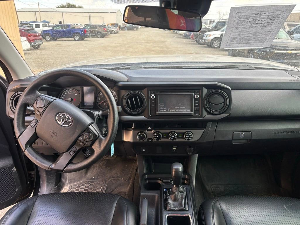 Used 2018 Toyota Tacoma SR w/ SR Convenience Package image 12