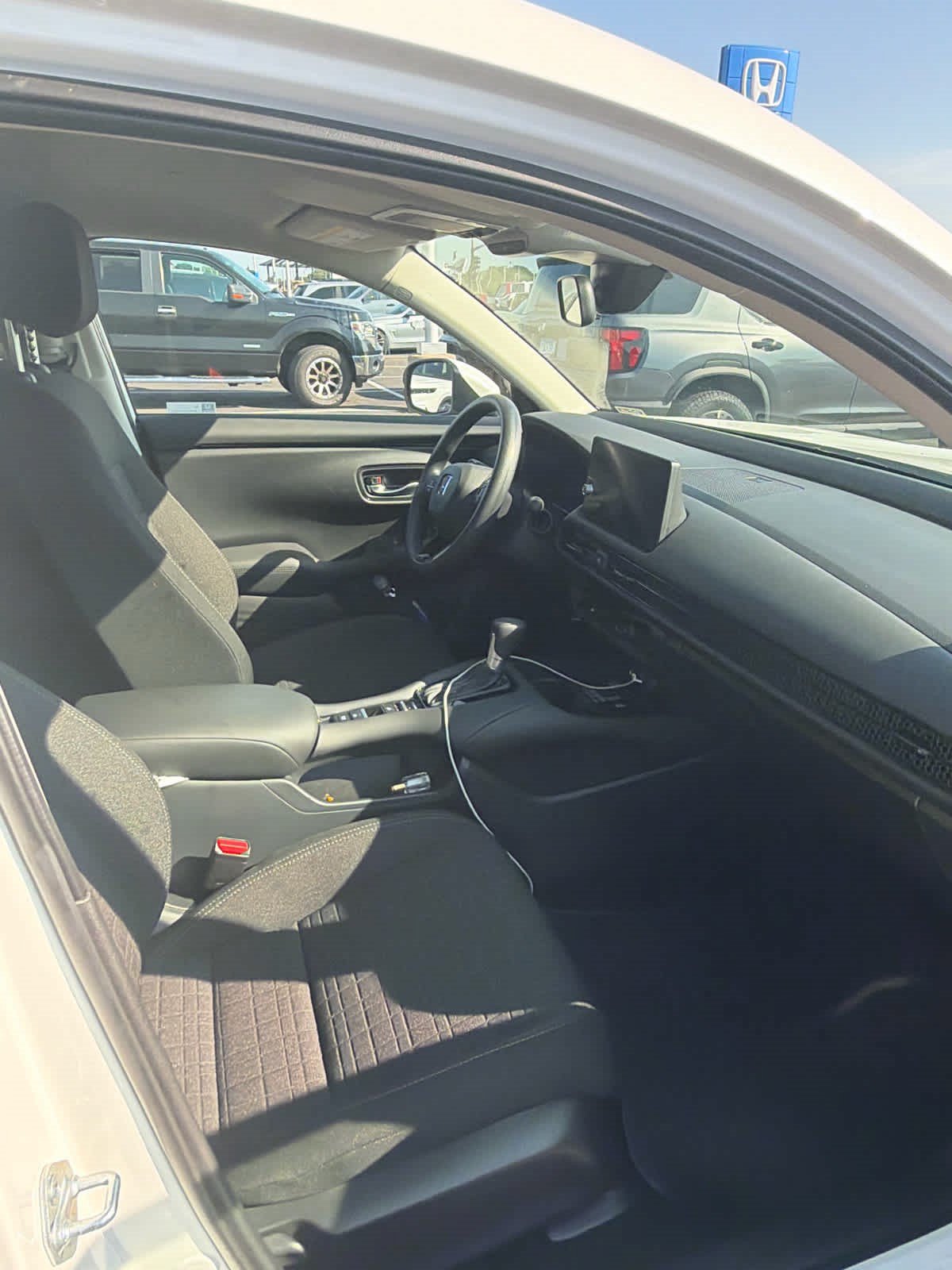 Used 2026 Honda HR-V LX image 5