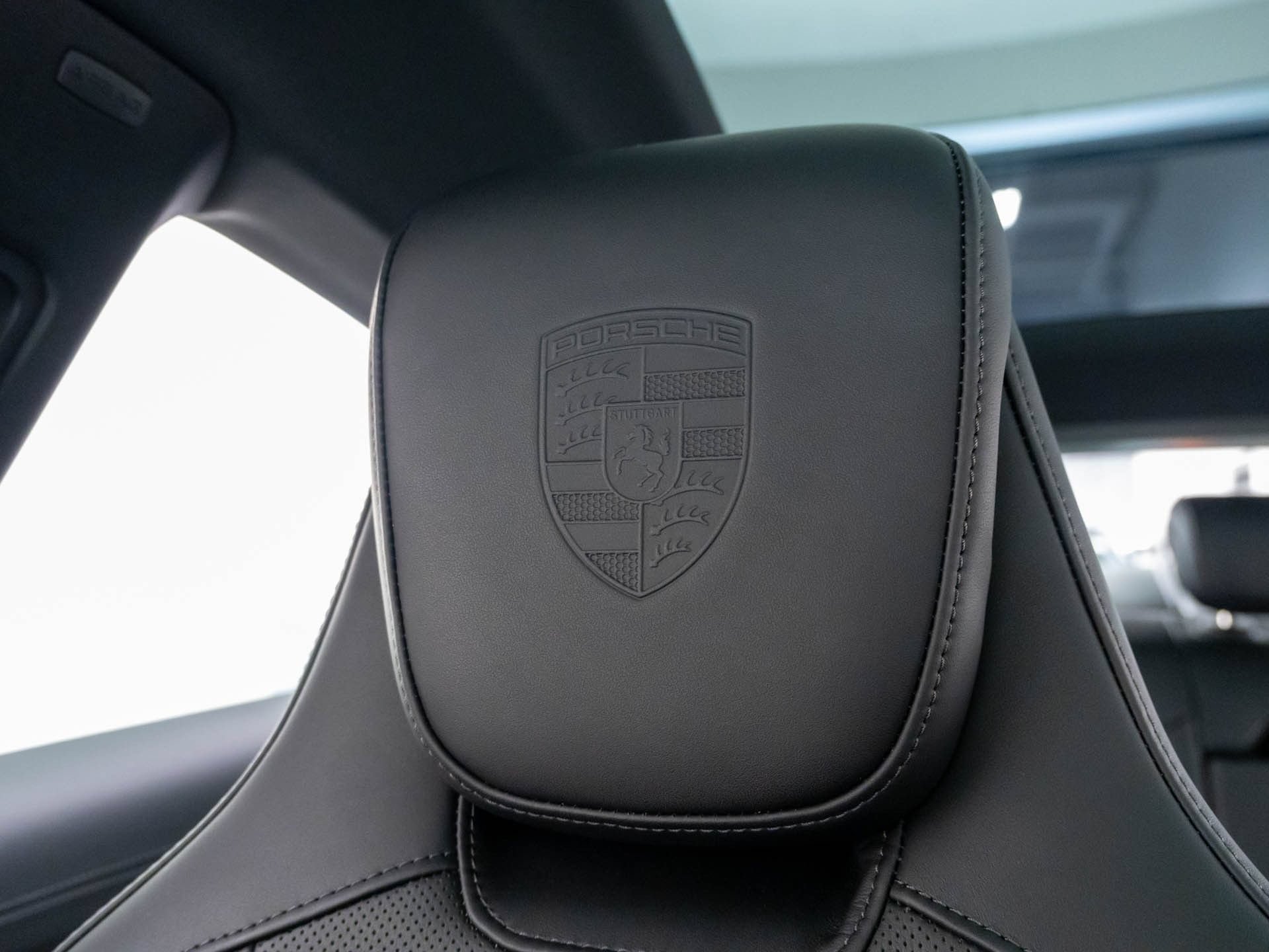 New 2026 Porsche Taycan AWD/4WD image 31
