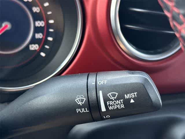 Used 2022 Jeep Wrangler Unlimited Rubicon AWD/4WD image 25