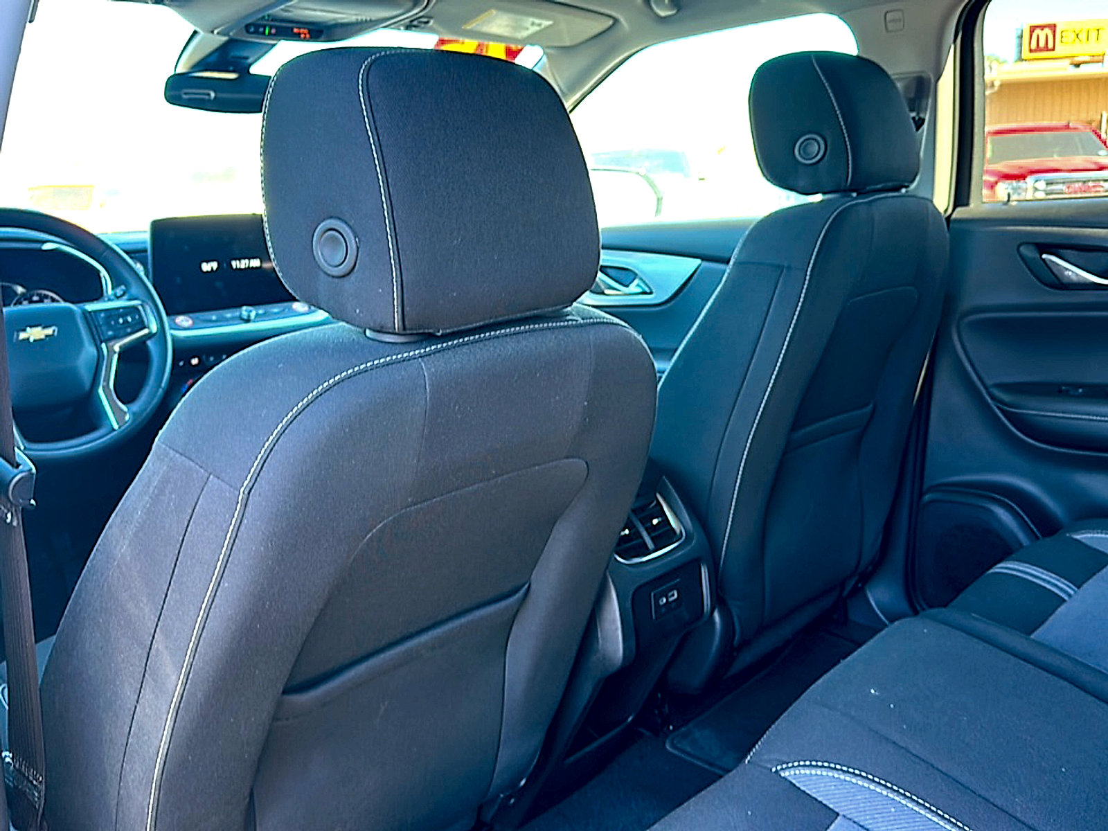 Used 2025 Chevrolet Blazer LT image 17