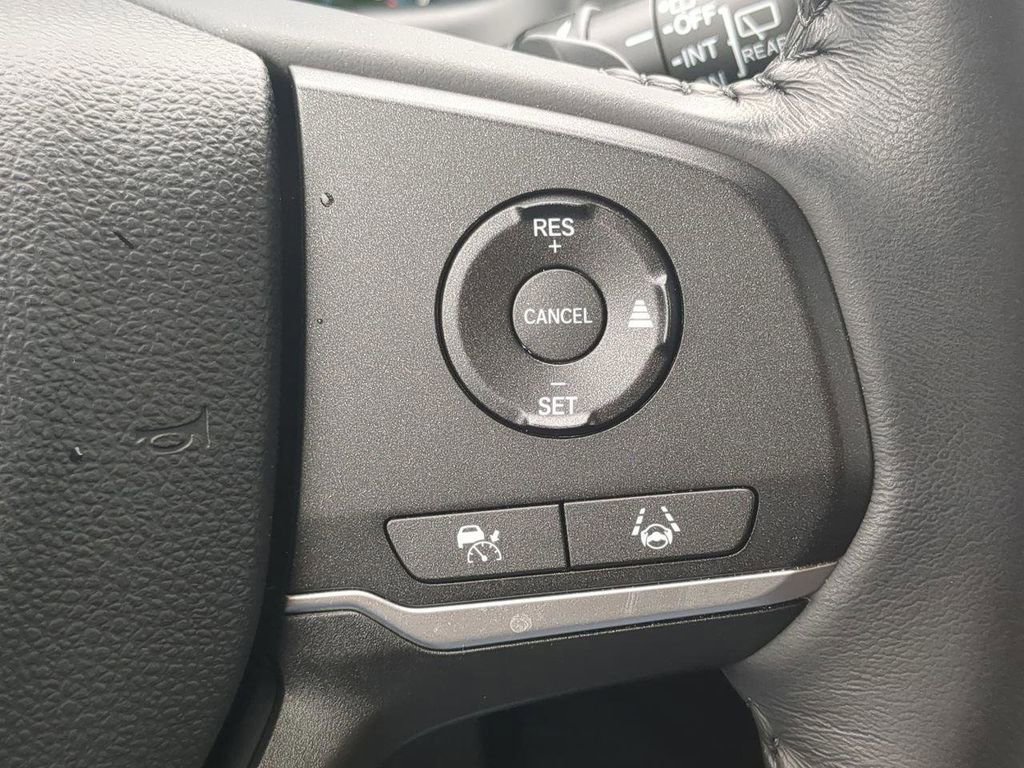 Used 2023 Honda Odyssey EX-L image 22