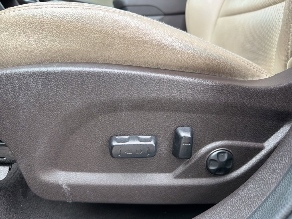 Used 2017 Hyundai Santa Fe Sport w/ 2.4L Tech Package 04 image 14