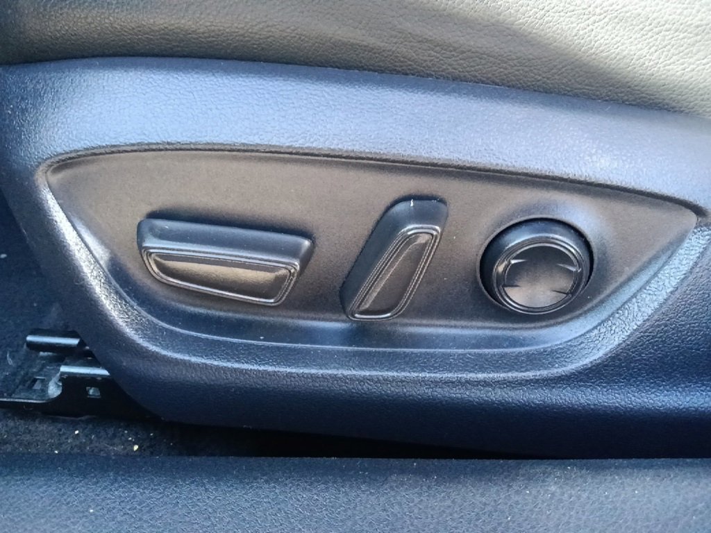 Used 2024 Toyota Camry SE image 16