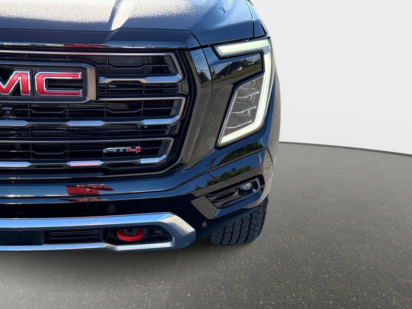 Used 2026 GMC Yukon XL AT4 Ultimate w/ LPO, Floor Liner Package AWD/4WD image 11