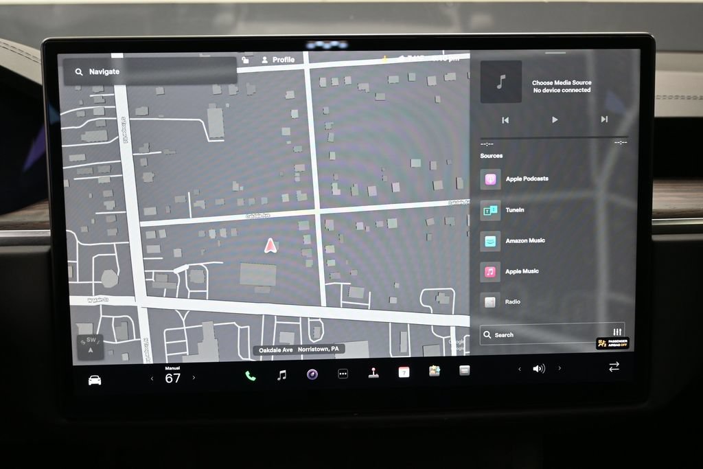 Used 2024 Tesla Model X AWD/4WD image 22