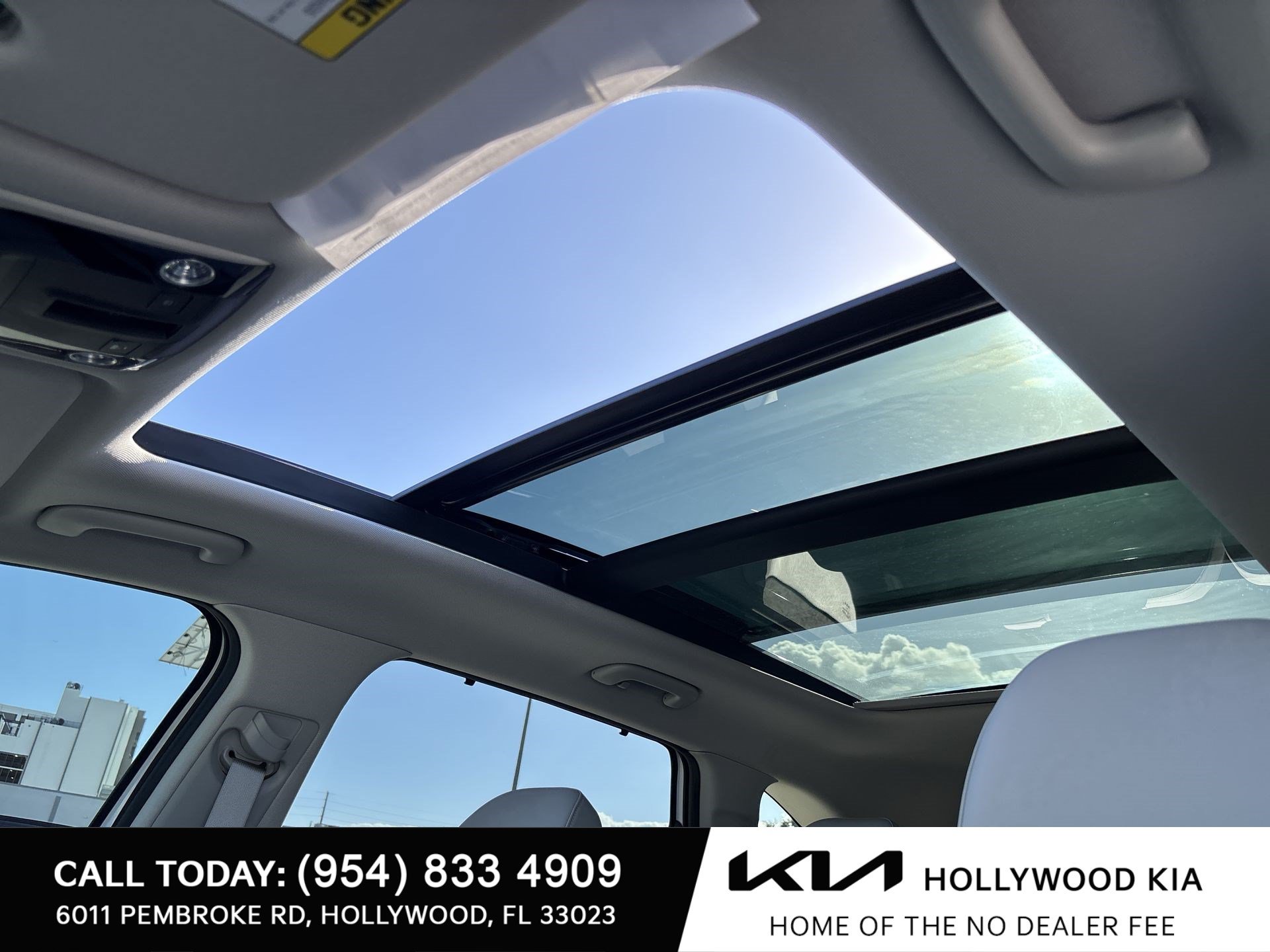 Used 2026 Kia Sorento SX AWD/4WD image 16