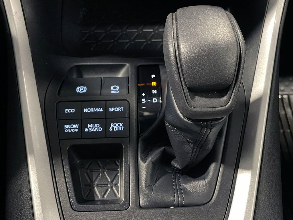 Used 2023 Toyota RAV4 XLE w/ Convenience Package AWD/4WD image 30