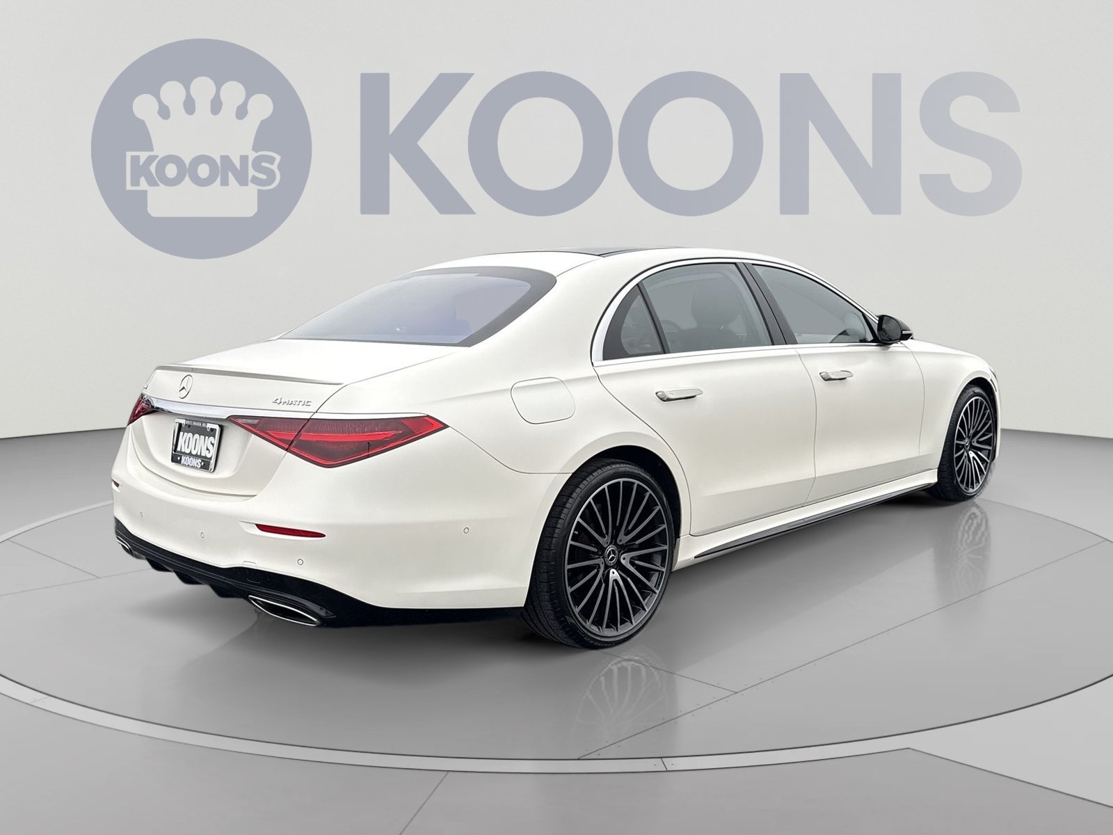 Used 2022 Mercedes-Benz S 500 4MATIC image 11