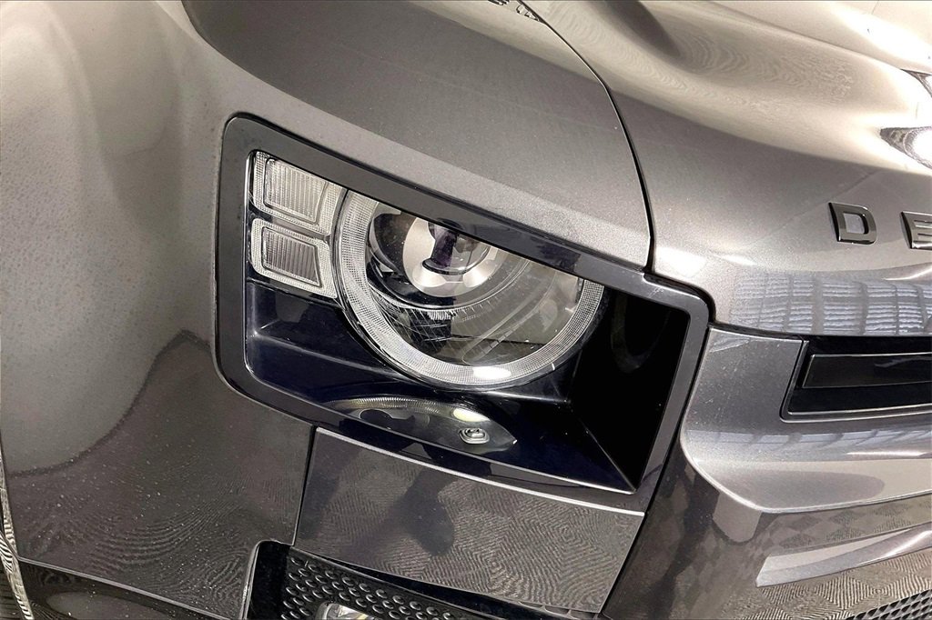 Used 2023 Land Rover Defender 110 V8 image 27