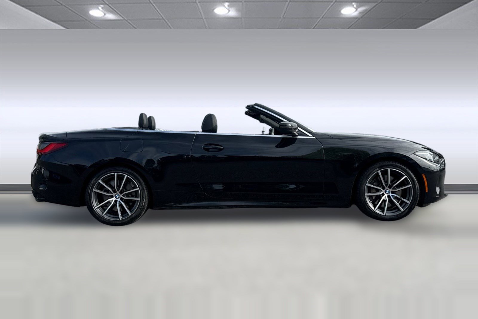 Used 2025 BMW 430i Convertible image 8