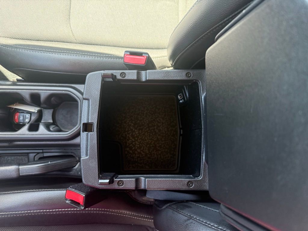 Used 2023 Jeep Wrangler Sport S AWD/4WD image 43