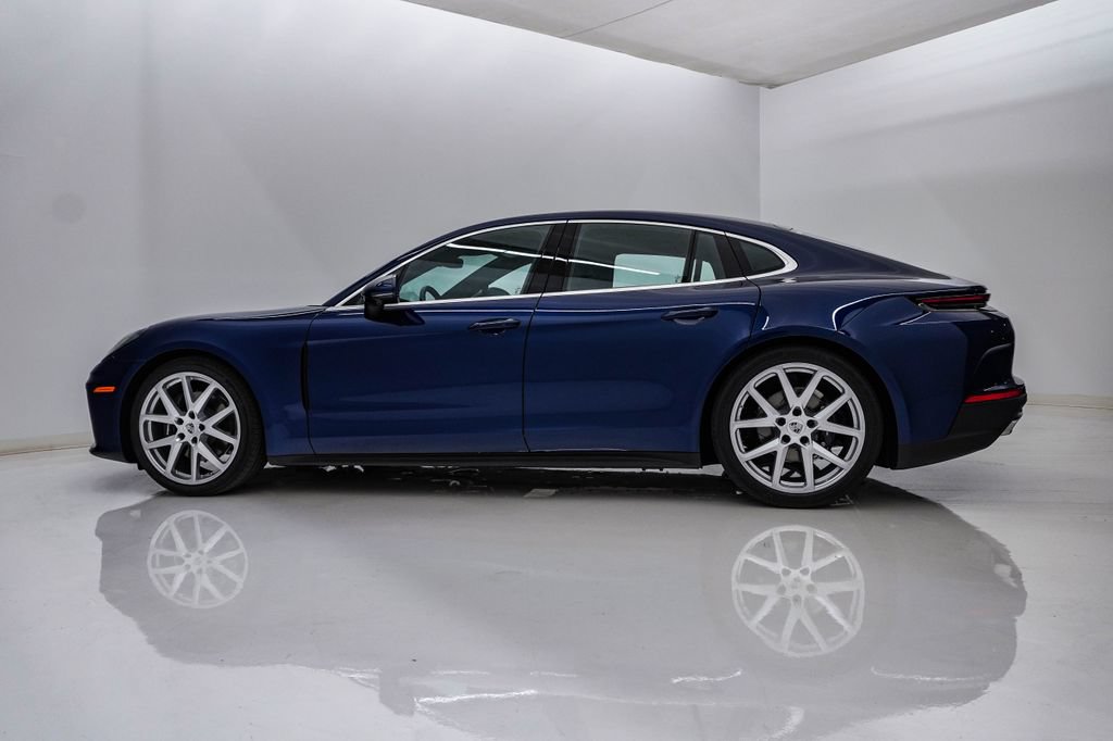 New 2026 Porsche Panamera 4 AWD/4WD image 2