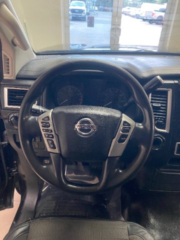 Used 2018 Nissan Titan S w/ S Utility Package RWD image 19
