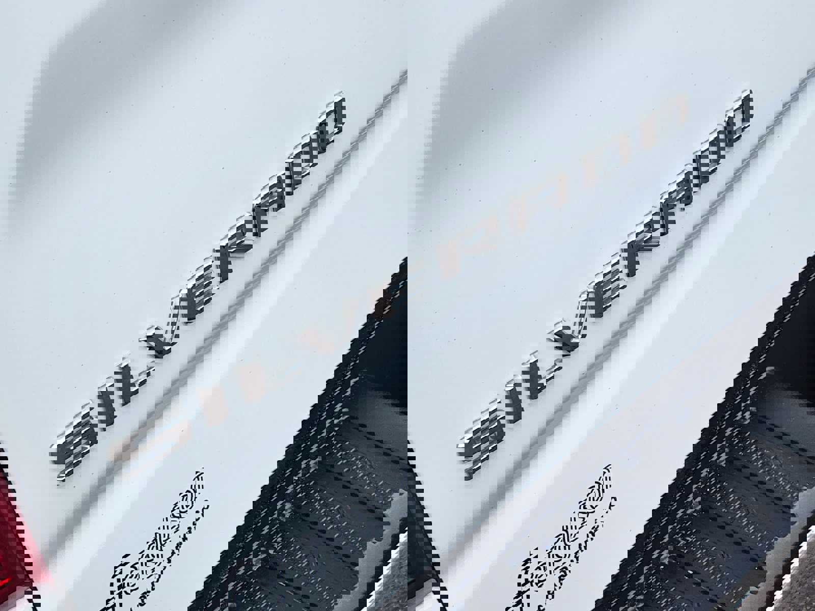 Used 2021 Chevrolet Silverado 1500 LT image 12