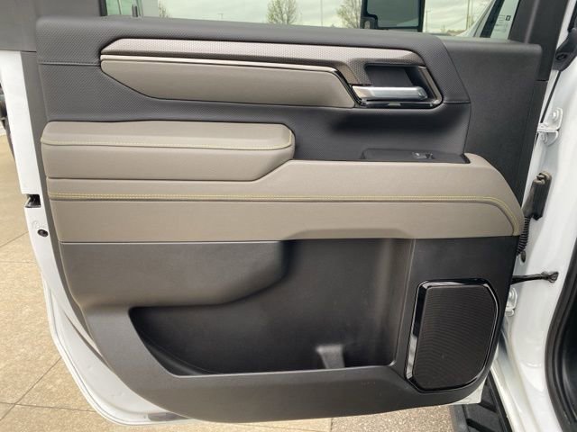 Used 2025 Chevrolet Silverado 2500 ZR2 w/ LPO, Dark Essentials Package AWD/4WD image 22