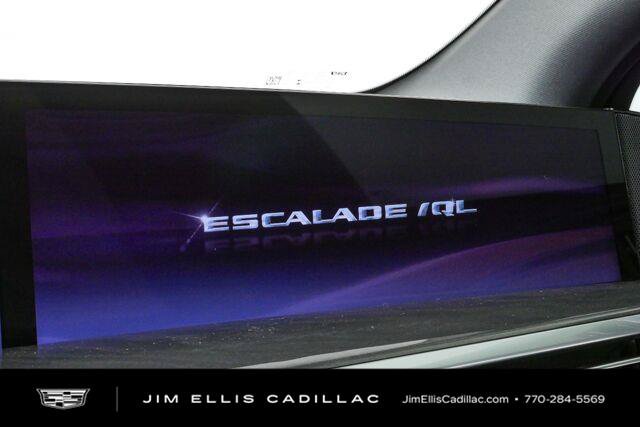 New 2026 Cadillac Escalade IQL Sport 1 w/ LPO, ONYX Package AWD/4WD image 17