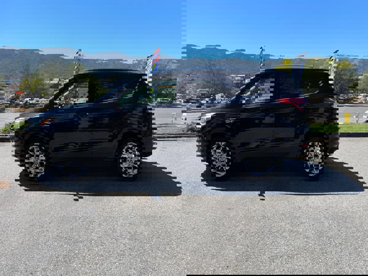 Used 2013 Ford Escape SEL image 8