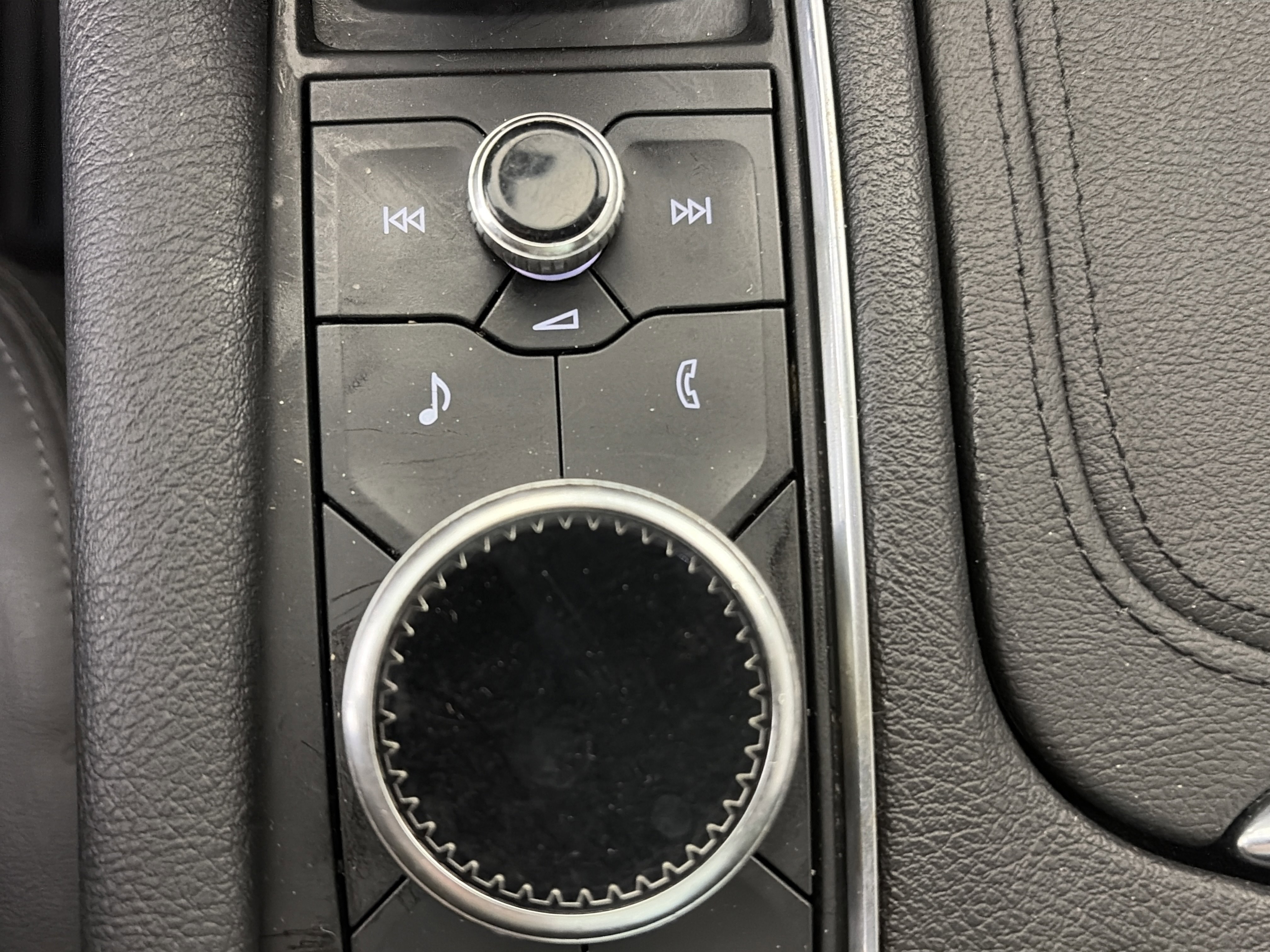 Used 2020 Cadillac XT5 Premium Luxury image 26