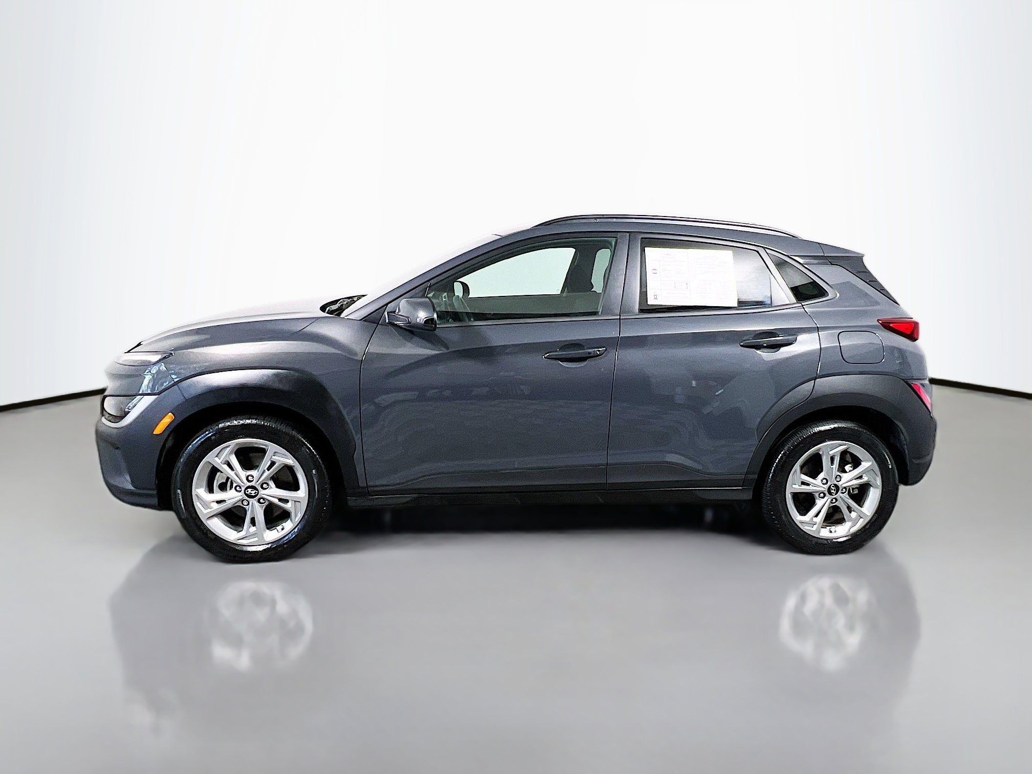 Used 2023 Hyundai Kona SEL w/ Cargo Package image 9